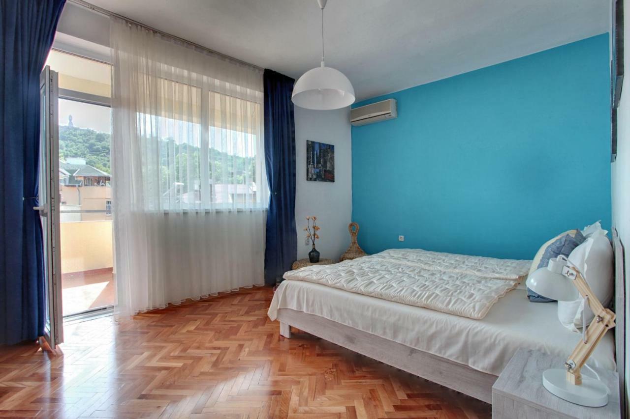 Terrace Home - Three Bedrooms City Center بلوفديف المظهر الخارجي الصورة