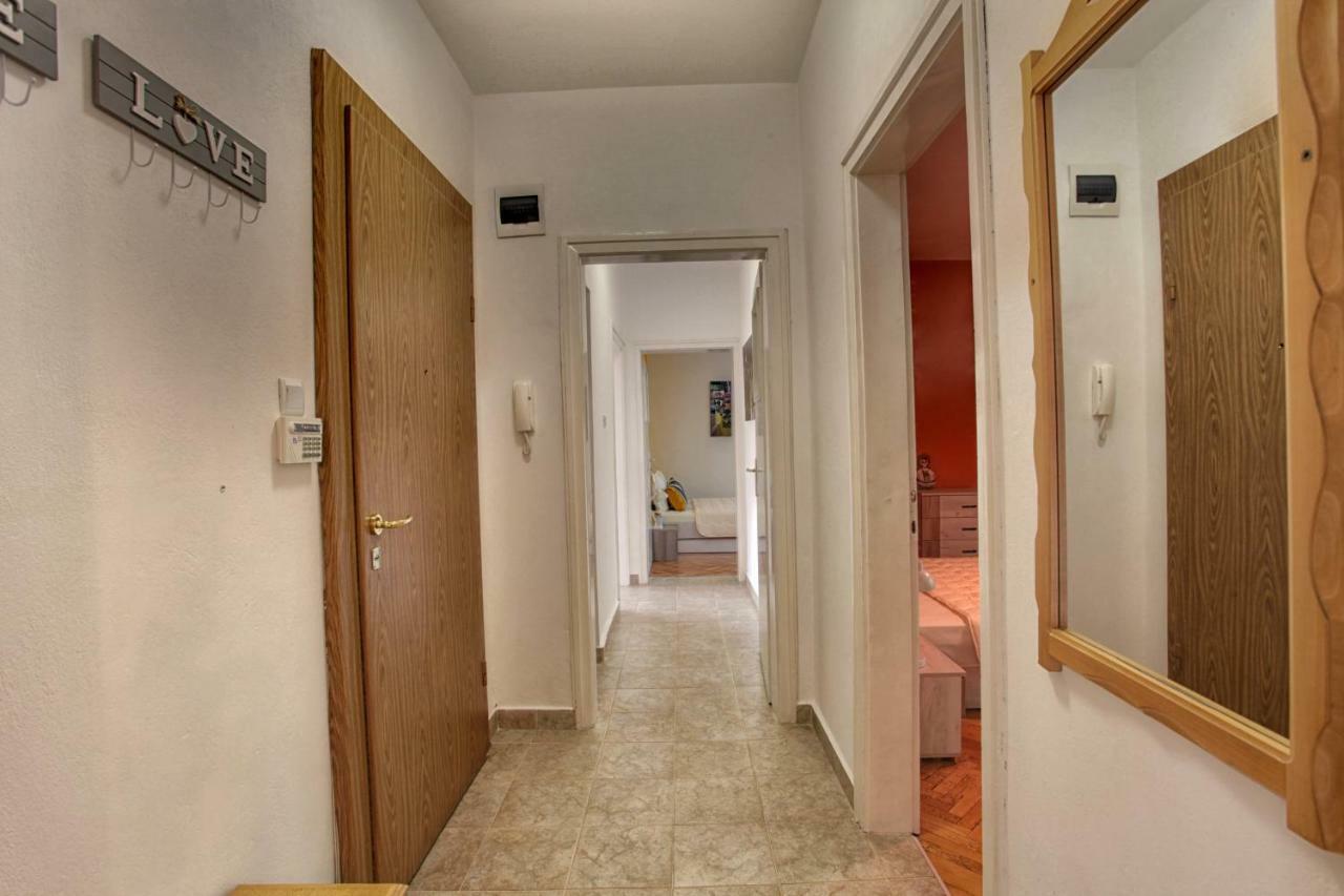 Terrace Home - Three Bedrooms City Center بلوفديف المظهر الخارجي الصورة