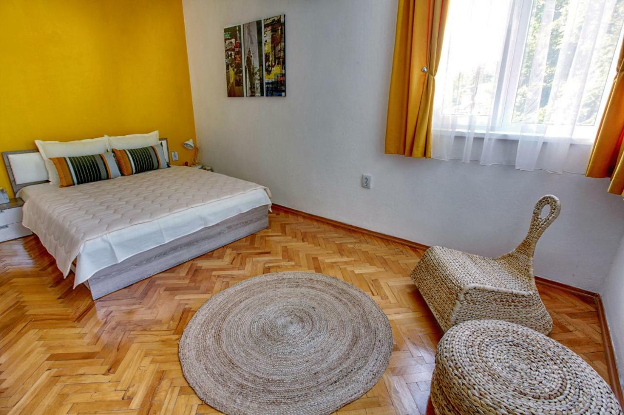 Terrace Home - Three Bedrooms City Center بلوفديف المظهر الخارجي الصورة