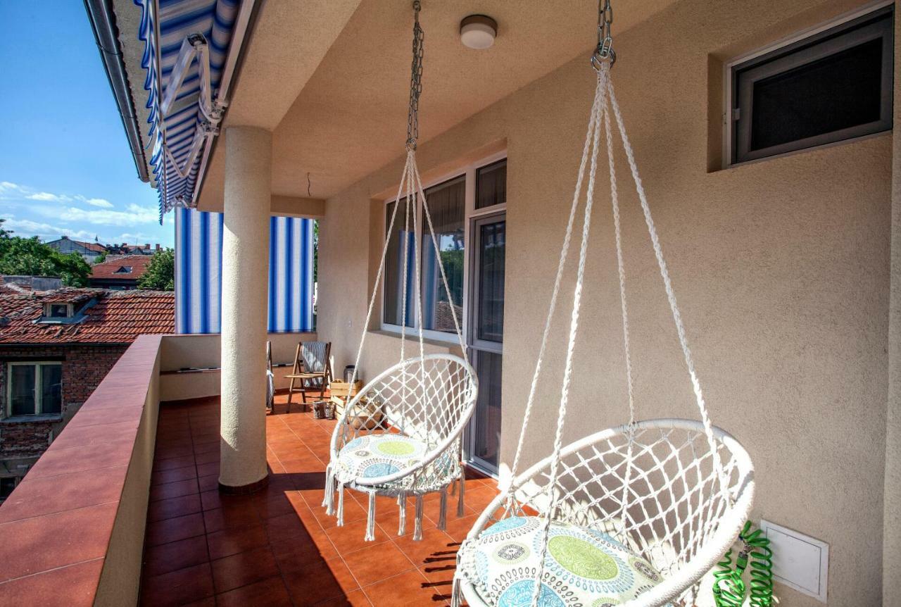 Terrace Home - Three Bedrooms City Center بلوفديف المظهر الخارجي الصورة